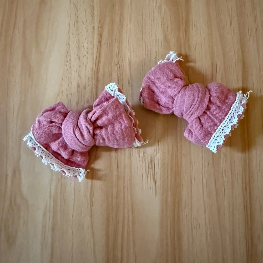 Charming Pink Bow Hair Clips with Lace Trim